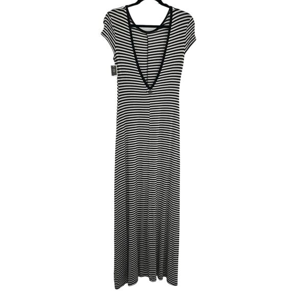 Volcom women’s striped black and white backless maxi jersey dress - Picture 4 of 11